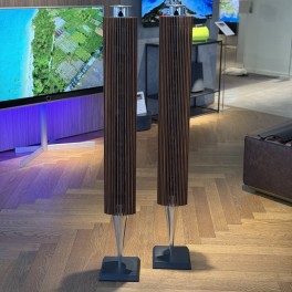 Beolab 18 alu m. valnød (Brugt) Beolab 18 alu m. valnød (Brugt)
